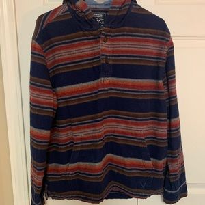 Men’s M drug rug hoodie.